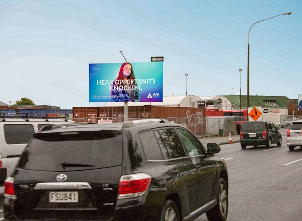 6defcee5-607a-4aef-8f3a-57675564b5bf