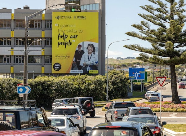 054a06dd-36d3-43bf-a8b6-34edea23a64f